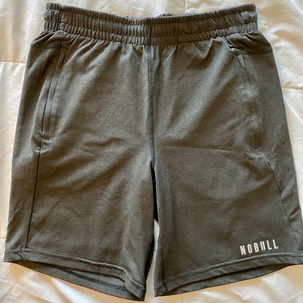 NWOT Rogue No Bull shorts men’s size medium